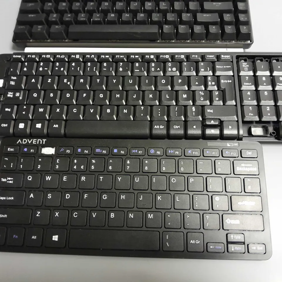 LOT OF 4 ASSORTED WIRELESS KEYBOARDS TO INCLUDE SANSDTROM AND ADVENT