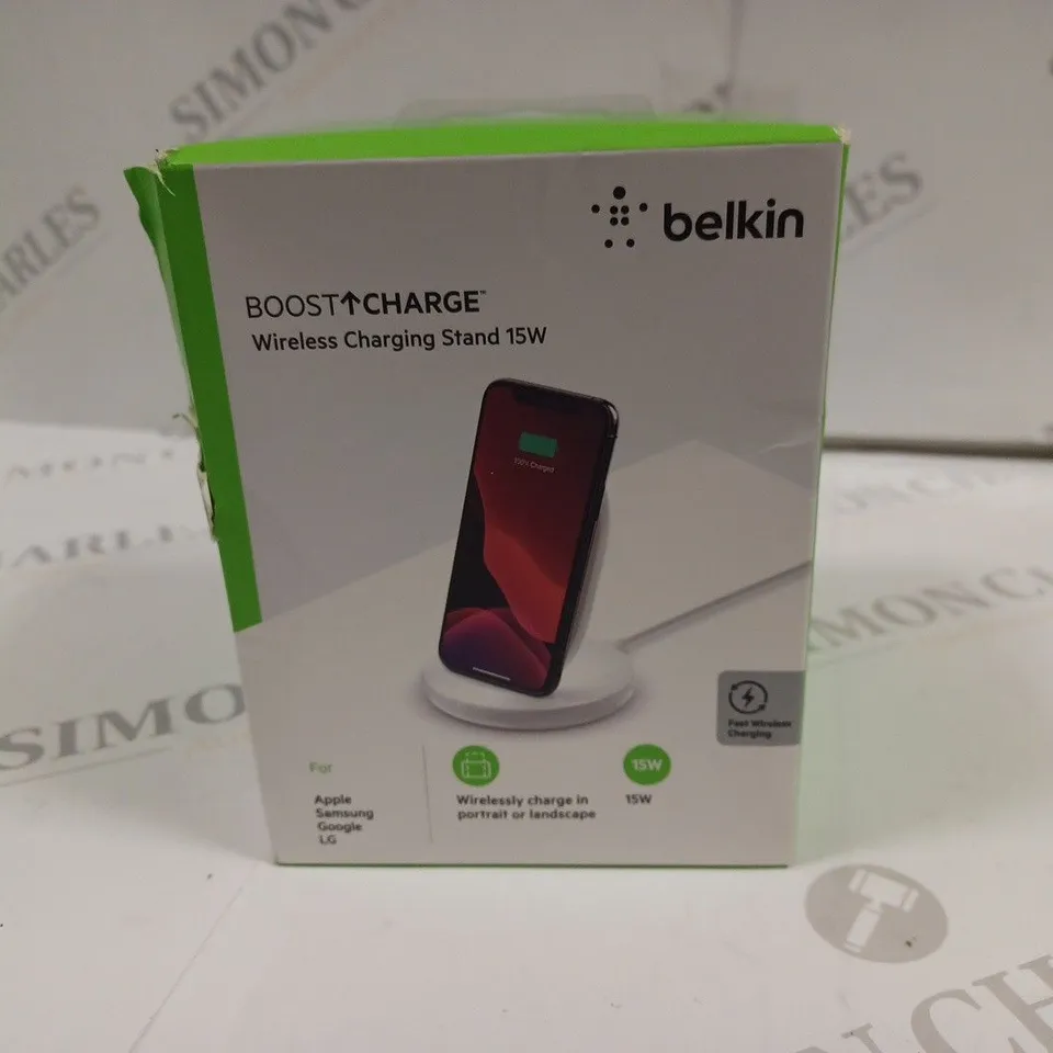BOXED BELKIN BOOST CHARGE WIRELESS CHARGING STAND 15W
