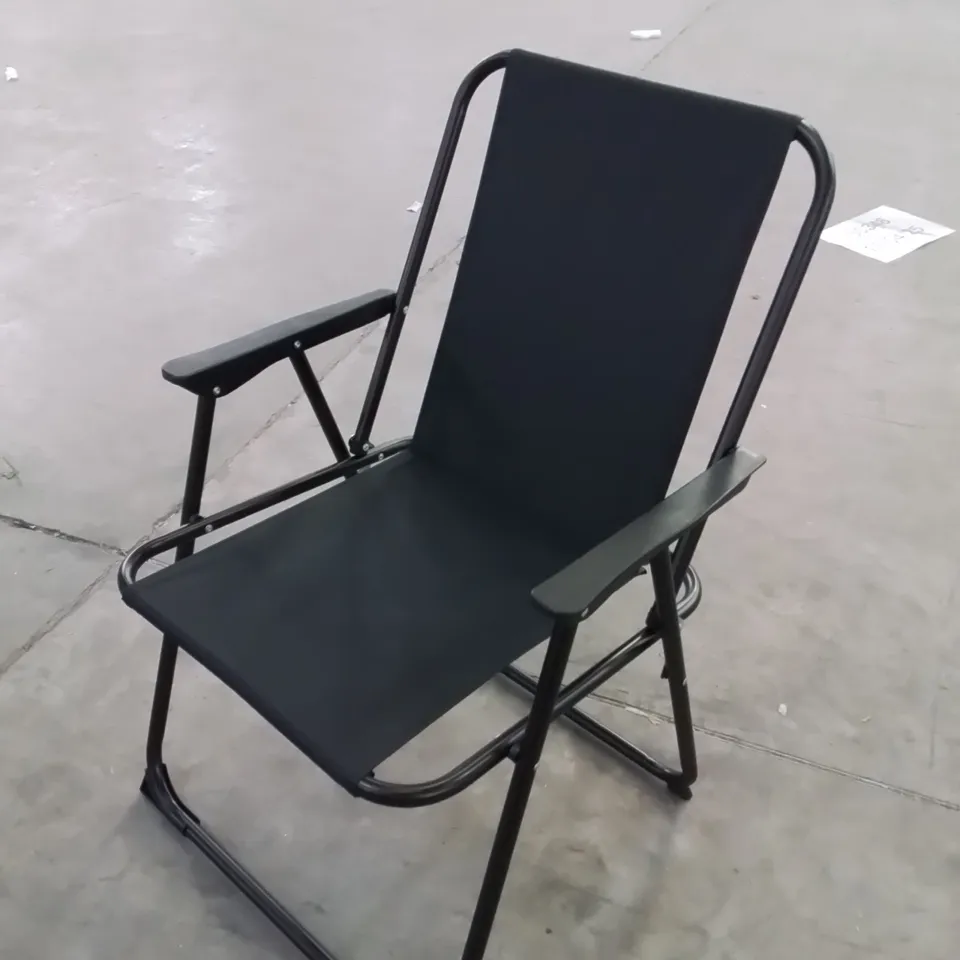 BOXED FOLDING METAL BEACH CHAIRS (SET OF 6) - 1 ITEM