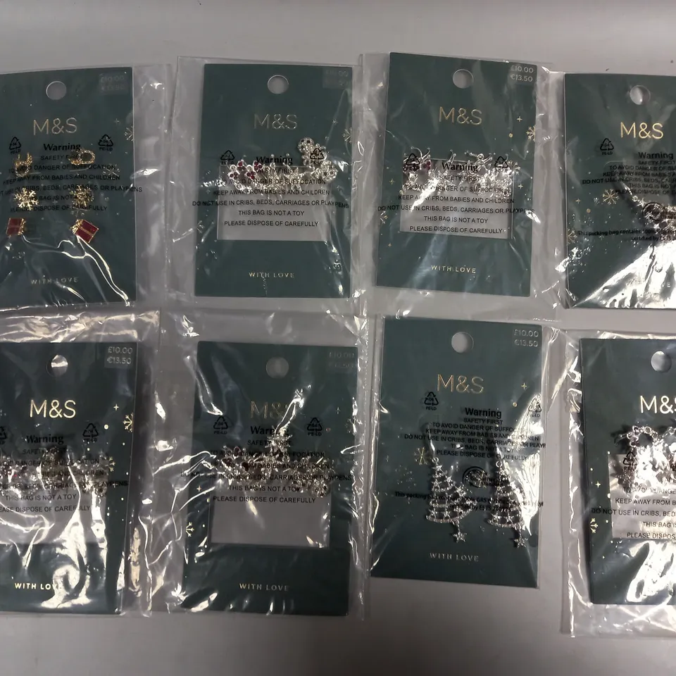 APPROXIMATELY 30 ASSORTED M&S CHRISTMAS THEMED JEWELLERY PRODUCTS IN VARIOUS DESIGNS	