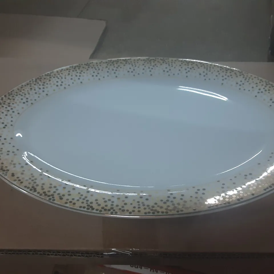 BOXED 50PC CHRISTMAS BOX DINNER SET