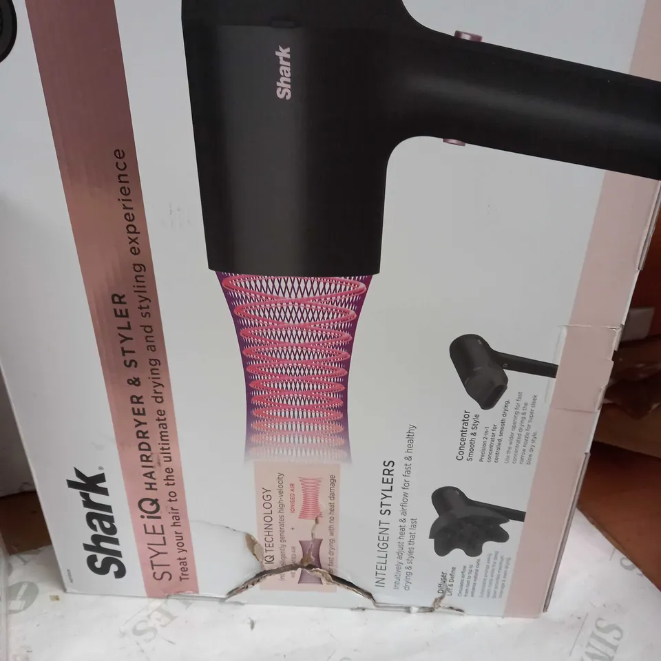 SHARK STYLE IQ IONIC HAIR DRYER & STYLER HD110UKQ