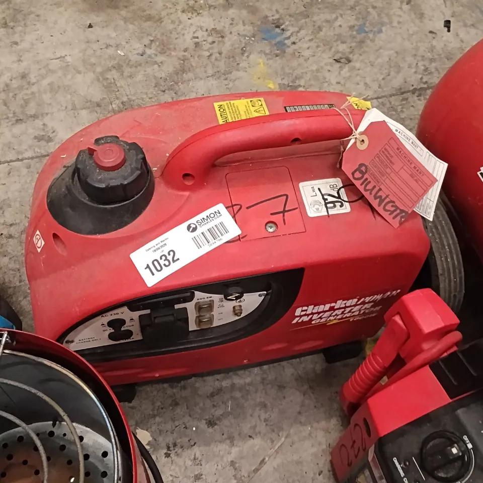 CLARKE IG1000 1000W PETROL INVERTER GENERATOR