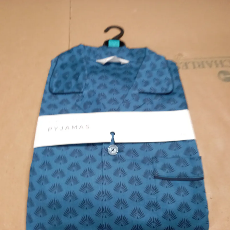 M&S PURE COTTON PYJAMAS - MEDIUM 