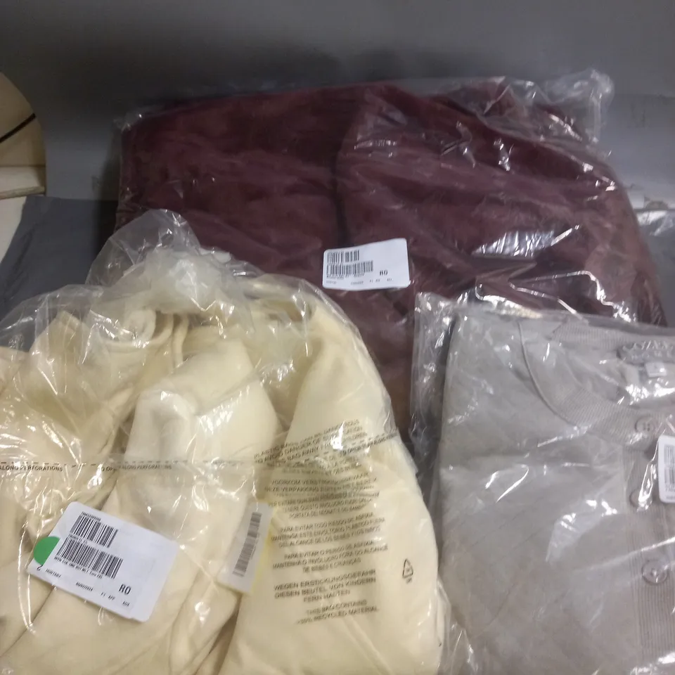 APPROXIMATELY 10  LADIES ASSORTED CLOTHING ITEMS VARIOUS COLOURS, SIZES AND STYLES