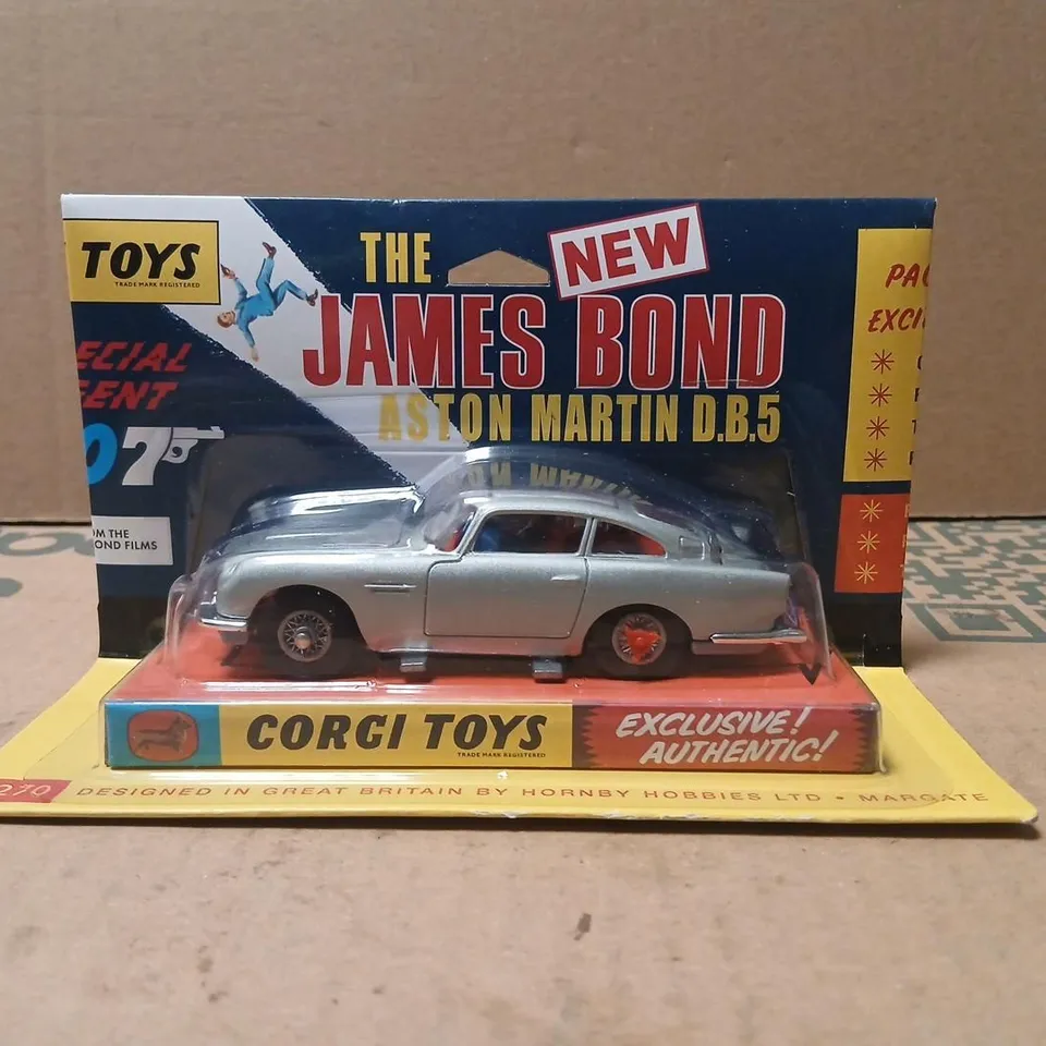 CORGI TOYS JAMES BOND ASTON MARTIN DB5 DIE‑CAST MODEL – BOXED