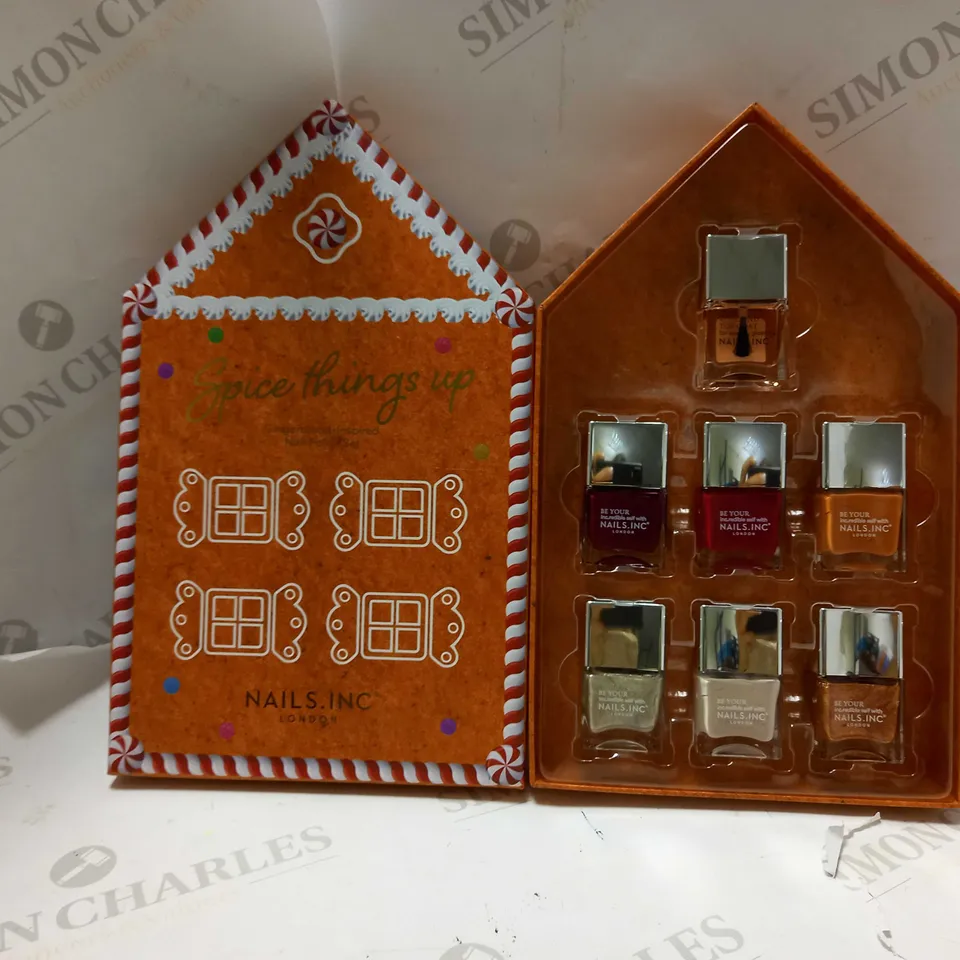 NAILS INC. GINGERBREAD INSPIRED NAIL POLISH SET 