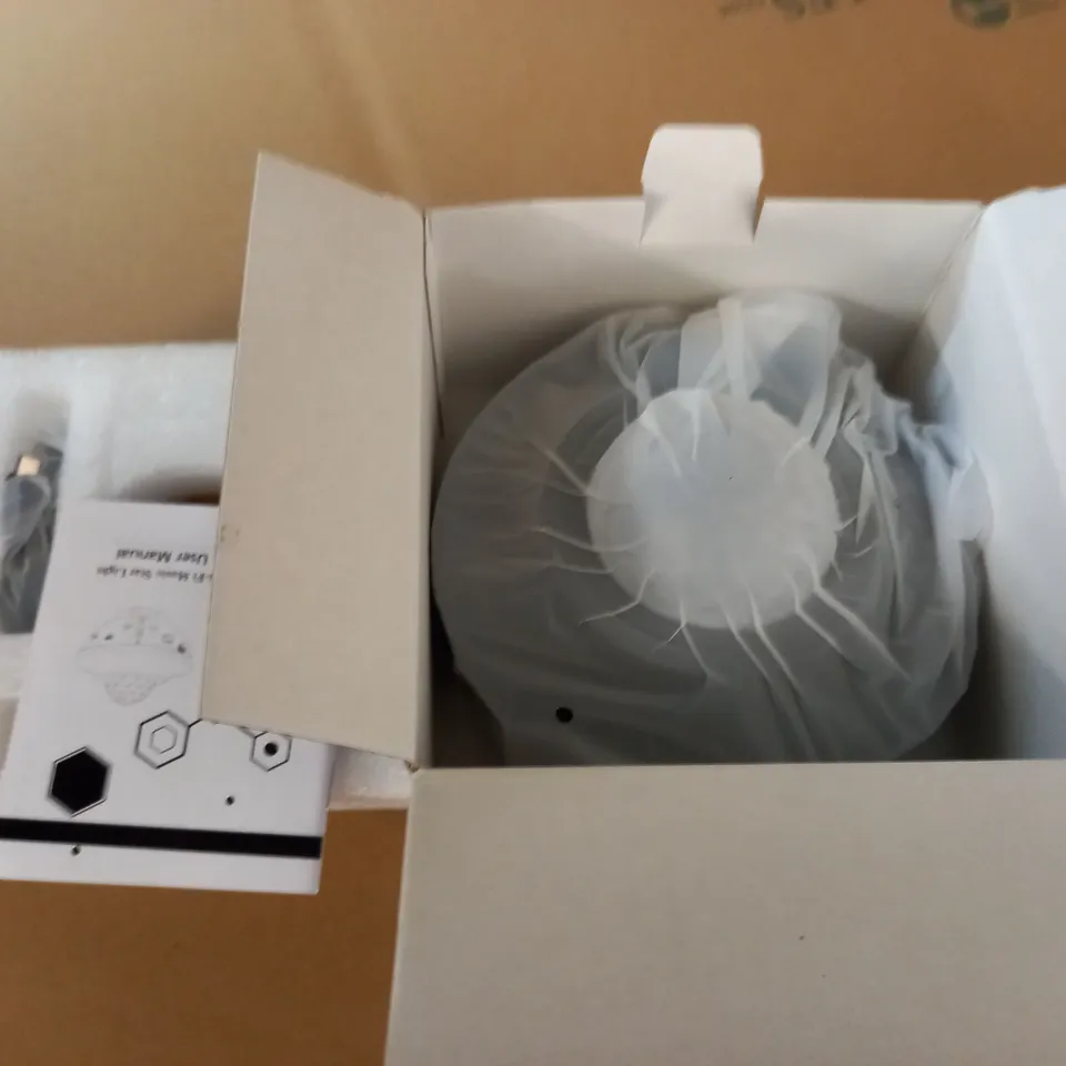 BOXED SMART WI-FI MUSIC STAR LIGHT 