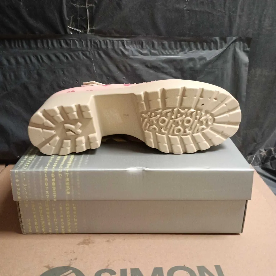 KOI MELANIE SWEETHEART MARY JANE SHOES PINK SIZE 9