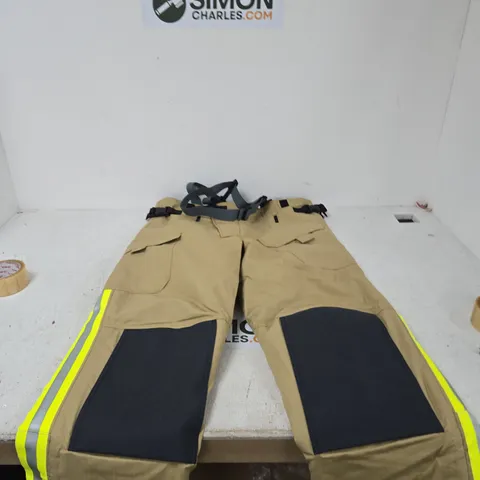ROYAL NAVY FLAME PRO TROUSERS – GORE-TEX, SIZE 98-102 CM WAIST / 188-196 CM HEIGHT