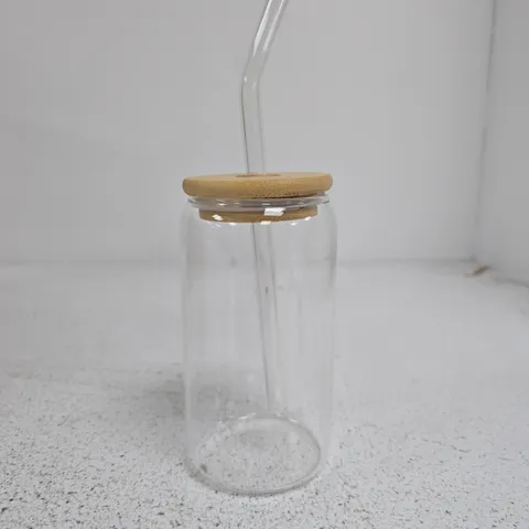 SET OF 8 GLASS CONTAINERS WITH STRAWS
