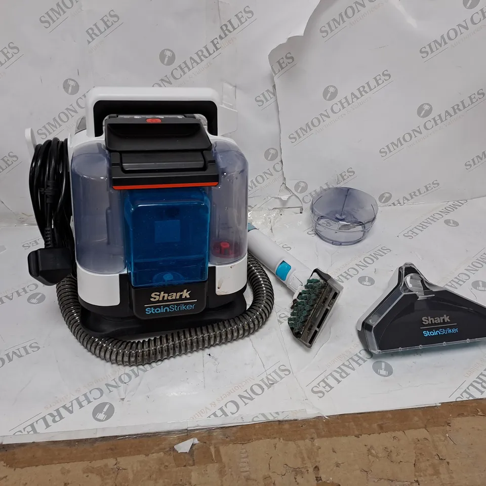 SHARK STAIN STRIKER PET SPOT CLEANER PX200UKT