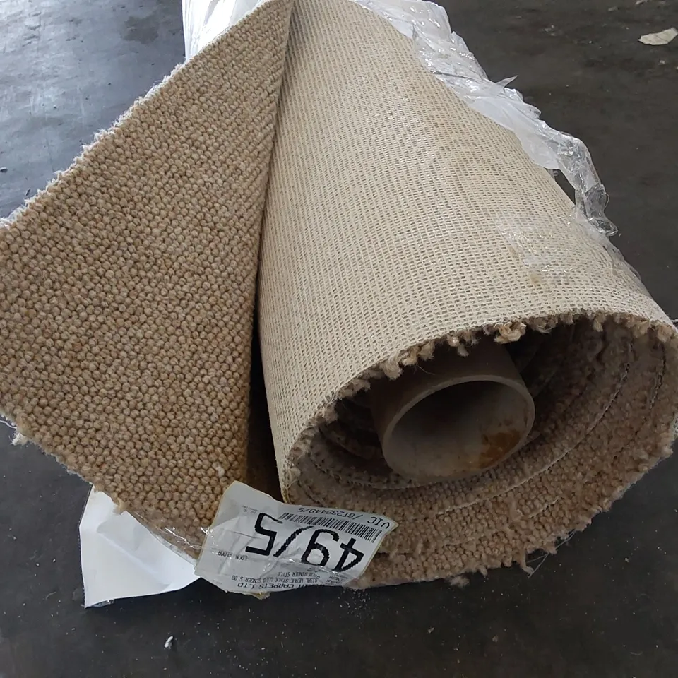 ROLL OF QUALITY SISAL WEAVE STYLE WILD GINGER CARPET // SIZE: APPROXIMATELY 5 X 4.5m