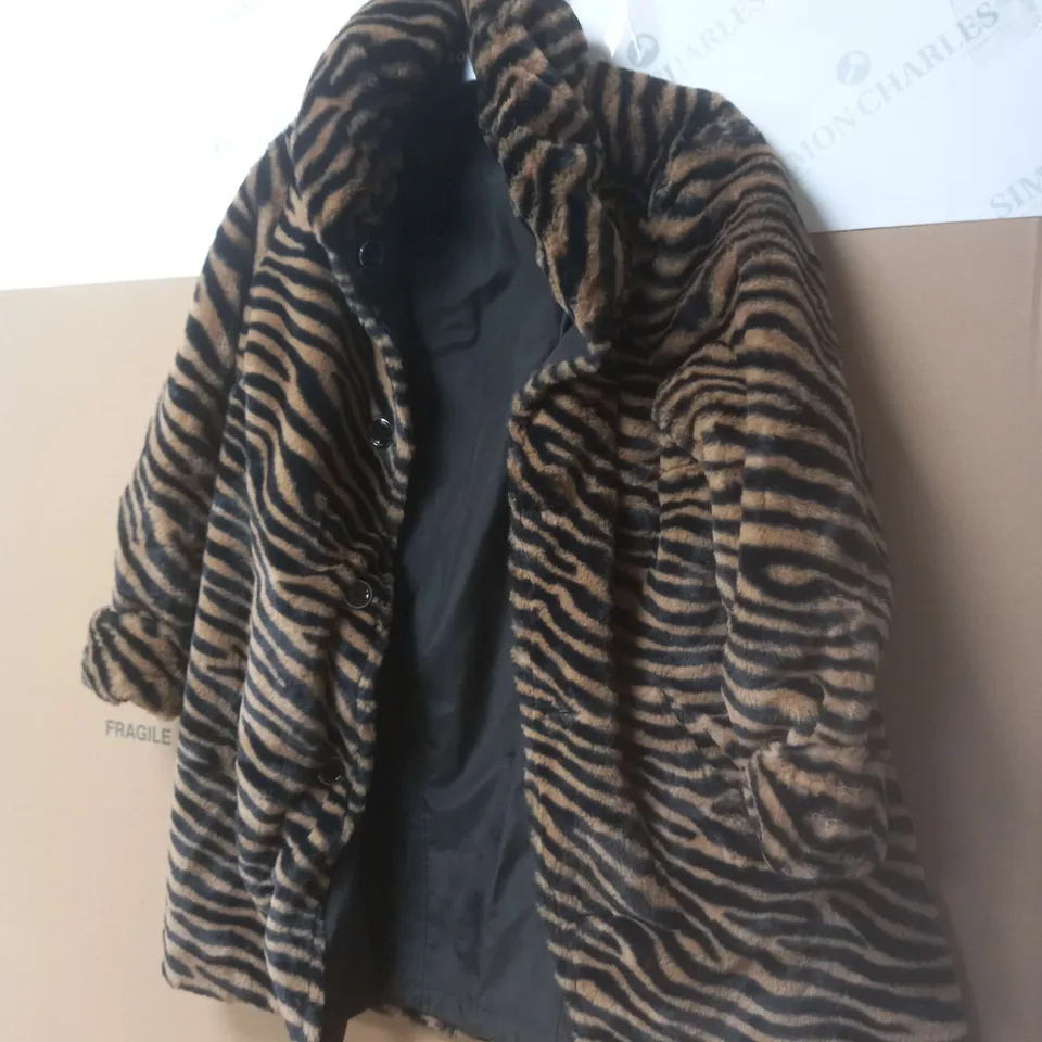 CENTRIGRADE LADIES JACKET SIZE M LEOPARD PRINT