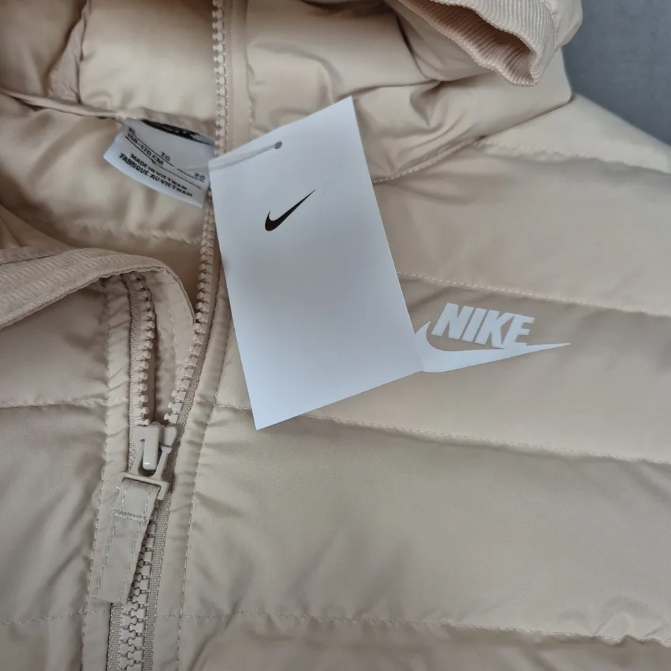 NIKE HOODED PUFFER JACKET IN CREAM - XL