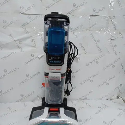 SHARK CARPET XPERT DEEP CARPET CLEANER & BUILT IN STAIN STRIKER EX200UK