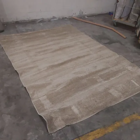 QUALITY DESIGNER AREA RUG - APPROXIMATELY 285 x 200cm