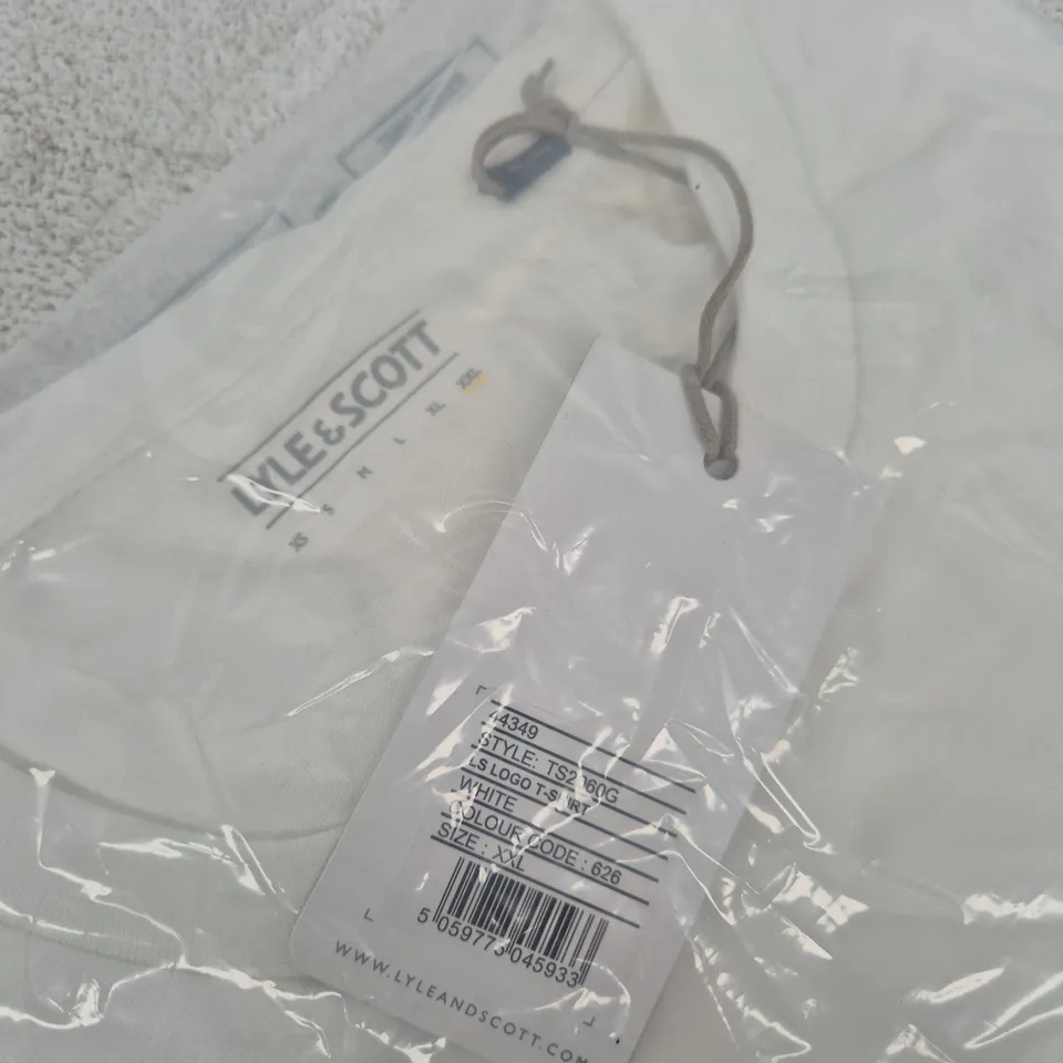 LYLE & SCOTT GOLF T-SHIRT – WHITE – XXL