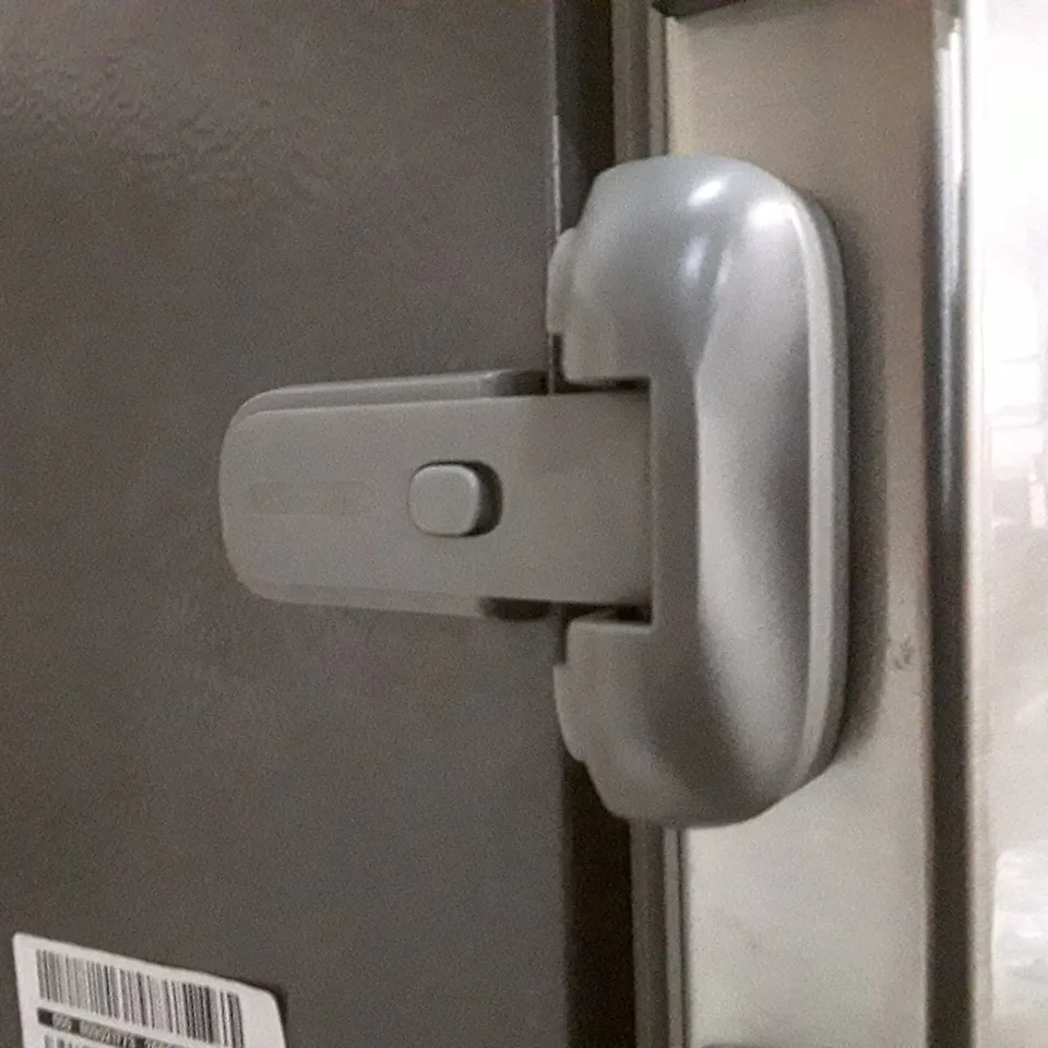 HISENSE RL170D4BCE 55CM WIDE UNDER COUNT