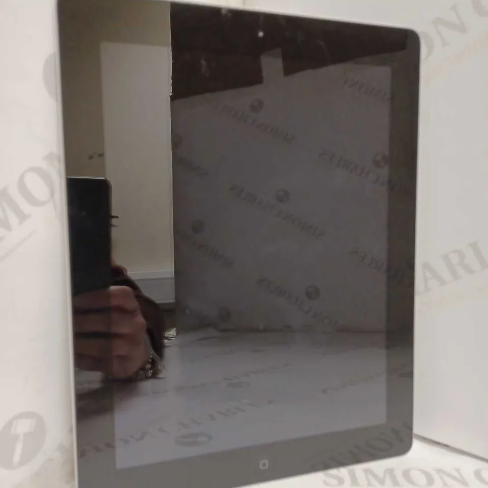 APPLE IPAD A1458 (4TH GEN) TABLET 