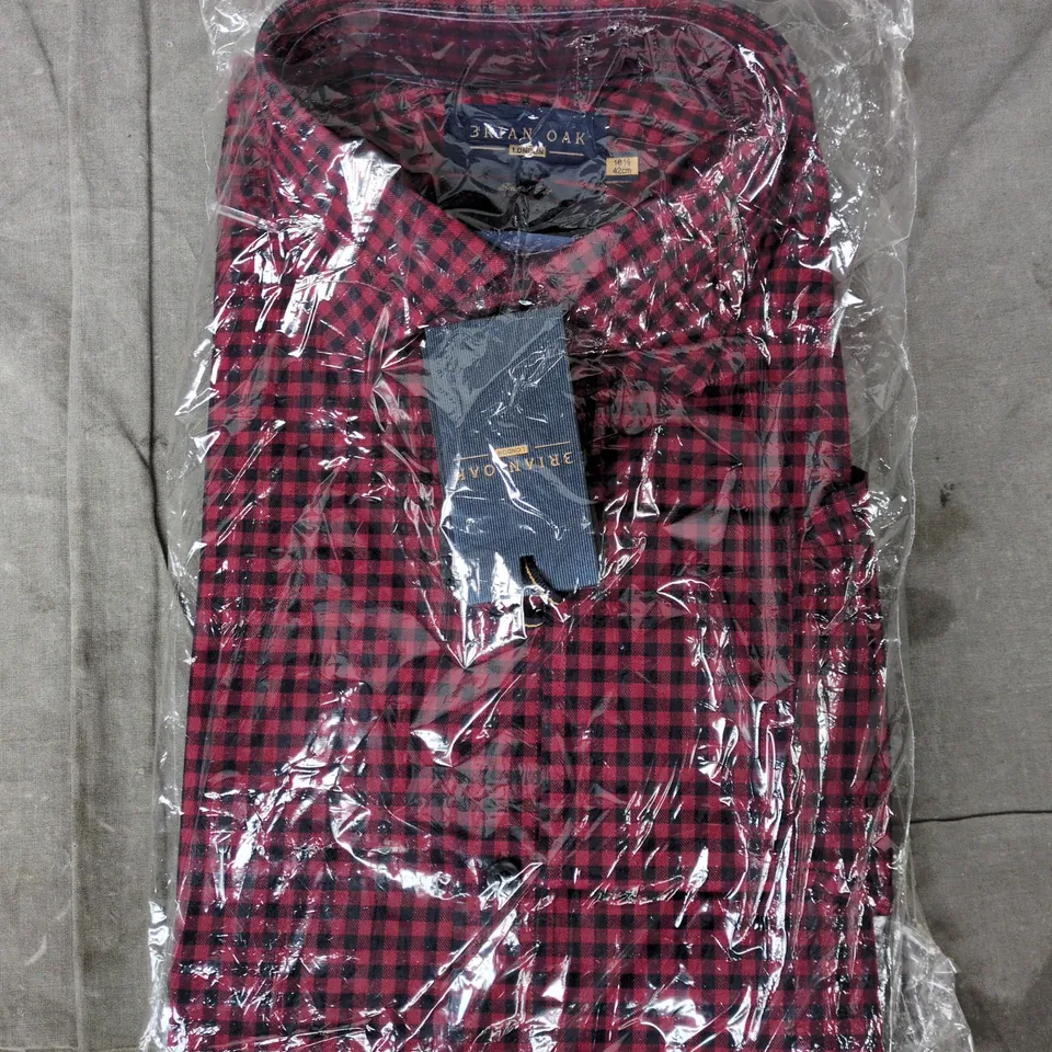 BAGGED BRIAN OAK SMART FIT CHECK SHIRT IN RED SIZE 16.5/42CM