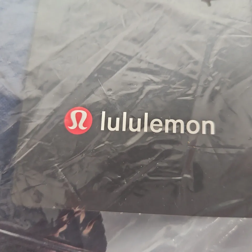 LULULEMON MEN'S HEAVYWEIGHT COTTON JERSEY TEE – TENNIS CLUB, SIZE M 