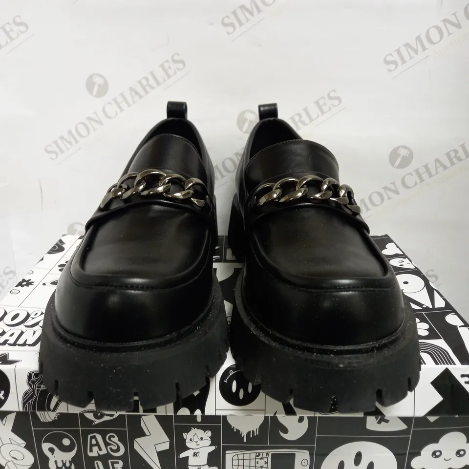 KOI VEGAN BUCKLE DETAIL SHOES UK SIZE 9