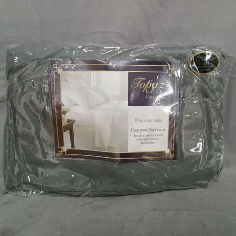 BOX OF APPROXIMATELY 12 TOPAZ SUPER KING SIZE FITTED SHEETS IN GREY