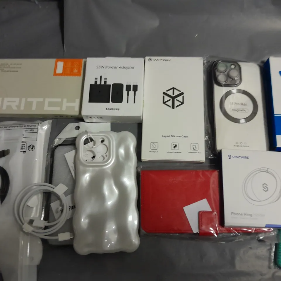 LOT OF ASSORTED MOBILE PHONE ACCESSORIES TO INCLUDE CASES, SCREEN PROTECTORS AND CHARGERS