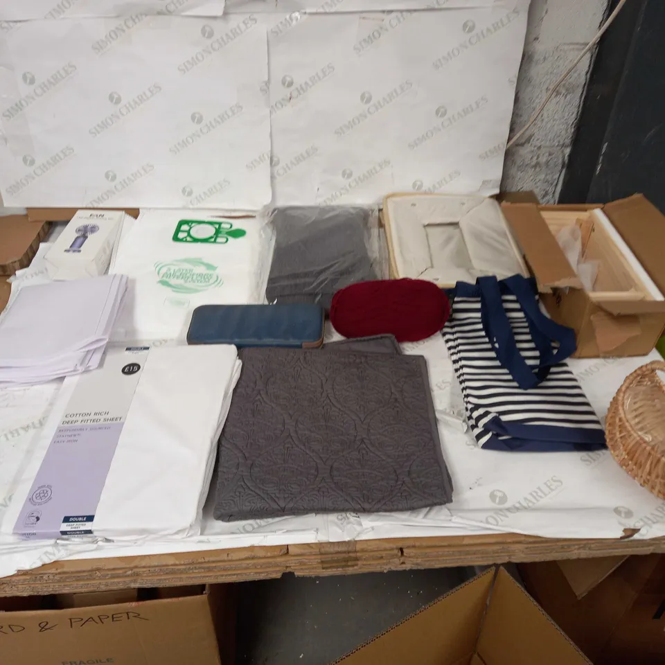 LOT OF APPROXIMATELY 20 HOUSEHOLD ITEMS TO INCLUDE LED DIGITAL DISPLAY FAN, M&S DEEP FITTED SHEE, AND KNITTING WOOL ETC. 