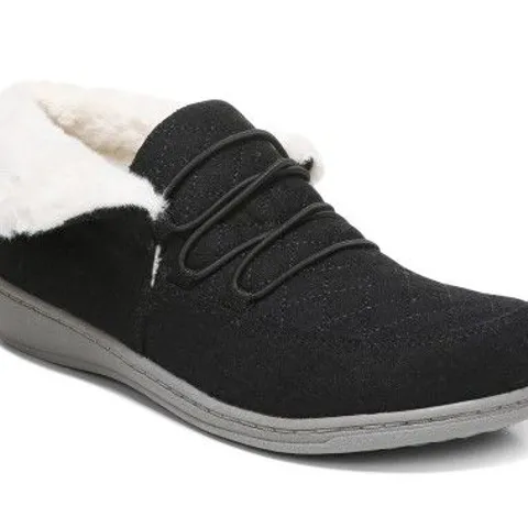 VIONIC BELIEVE SLIPPER BLACK SIZE 6