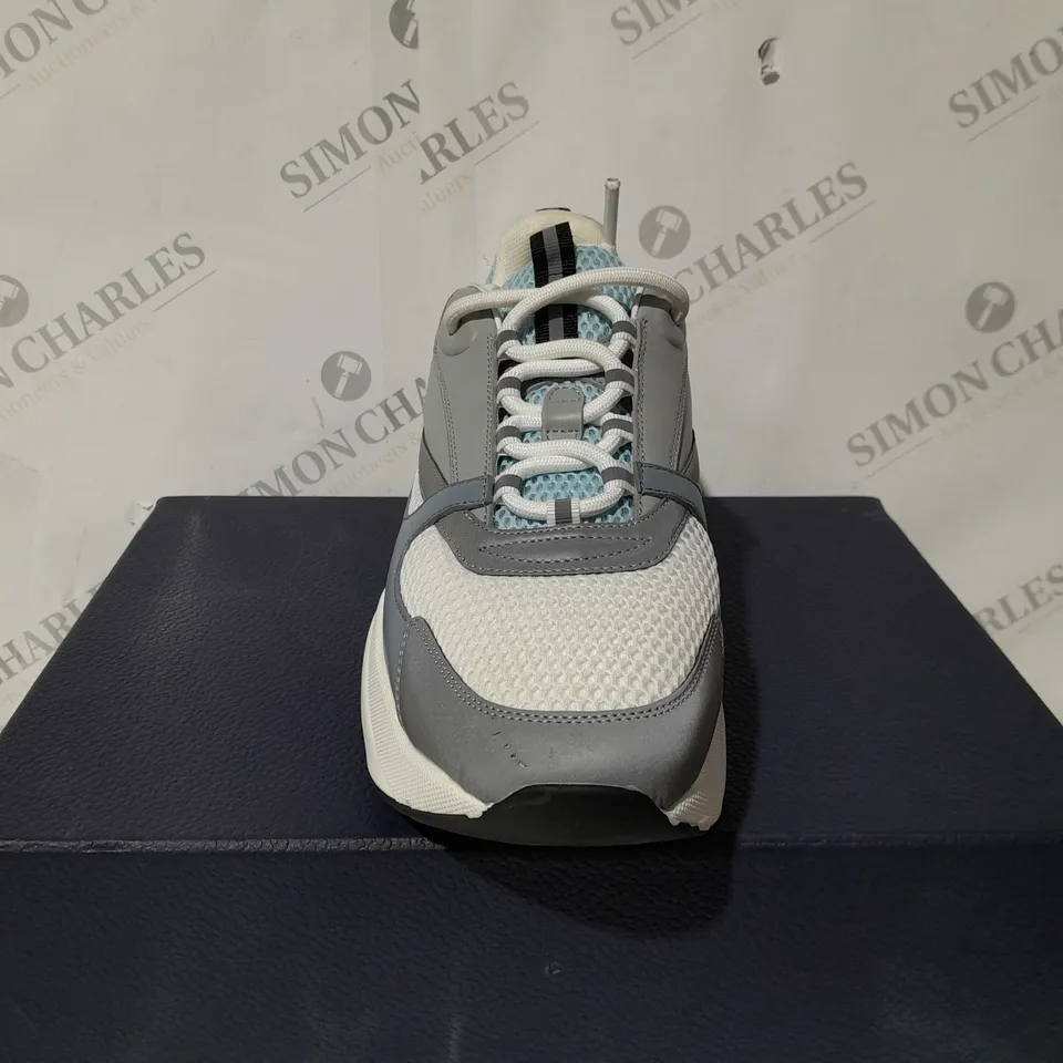 DIOR KOALA B22 2ND BATCH BABY BLUE COLORWAY - SIZE EUR 45