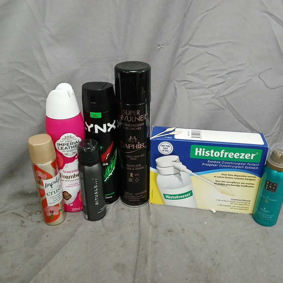 APPROXIMATELY 15 ASSORTED AEROSOLS TO INCLUDE LYNX AFRICA, RITUALS SHOWER GEL, HISTOFREEZER, ETC - COLLECTION ONLY