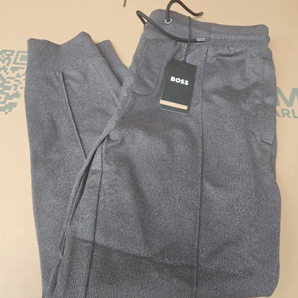 BOSS LAMONT JOGGERS IN GREY - XL
