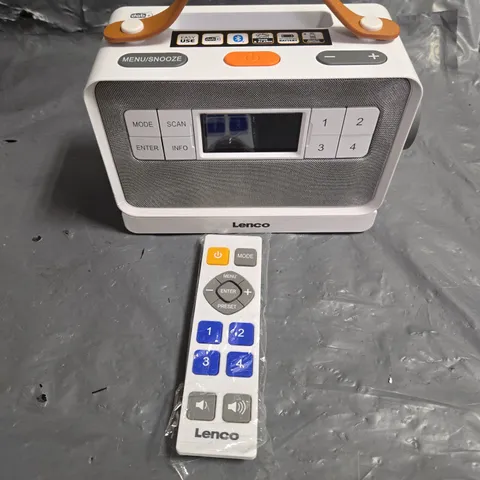 LENCO PDR-065WH EASY TO USE DAB+/FM RADIO WITH BATTERY CHARGING STATION