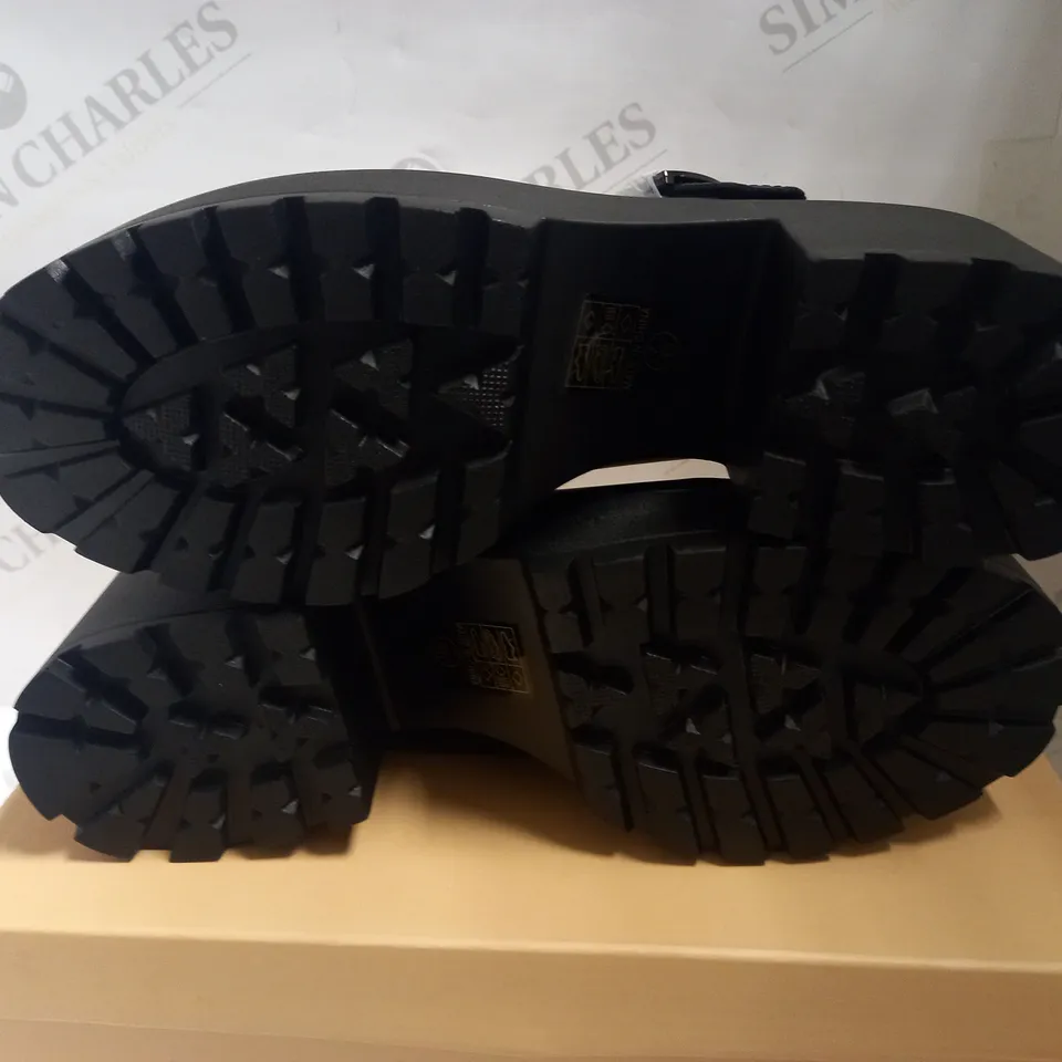 KOI VEGAN SAI BLACK MARY JANES `FAUX LEATHER EDITION` - SIZE 7