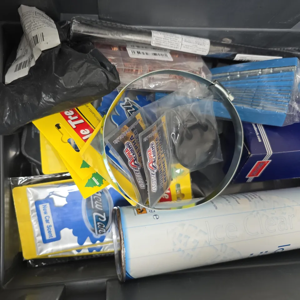 APPROXIMATELY 10 ASSORTED VEHICLE PARTS & ACCESSORIES TO INCLUDE BRAKE PADS, OIL FILTER, LITTLE TREES CAR AIR FRESHENERS, ETC