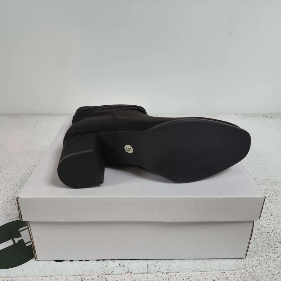 SHOES BY EMMA LOLITA BLACK BOOTS SIZE 5 BOXED
