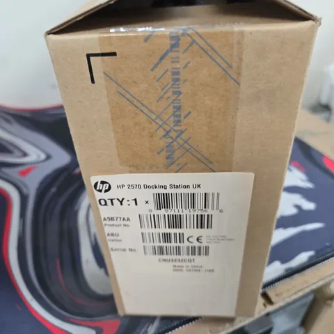 HP 2570 DOCKING STATION UK – BOXED