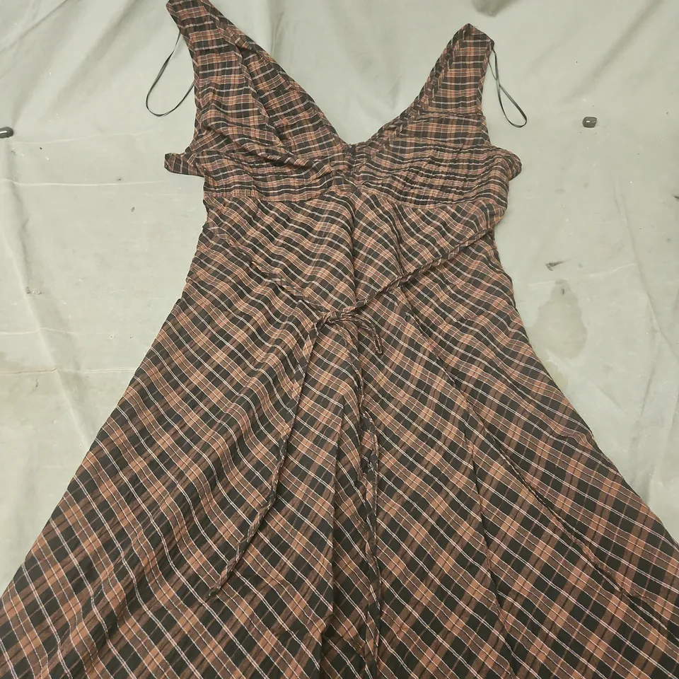 NOBODYS CHILD HARMONY MIDI DRESS – BROWN PLAID, UK 12