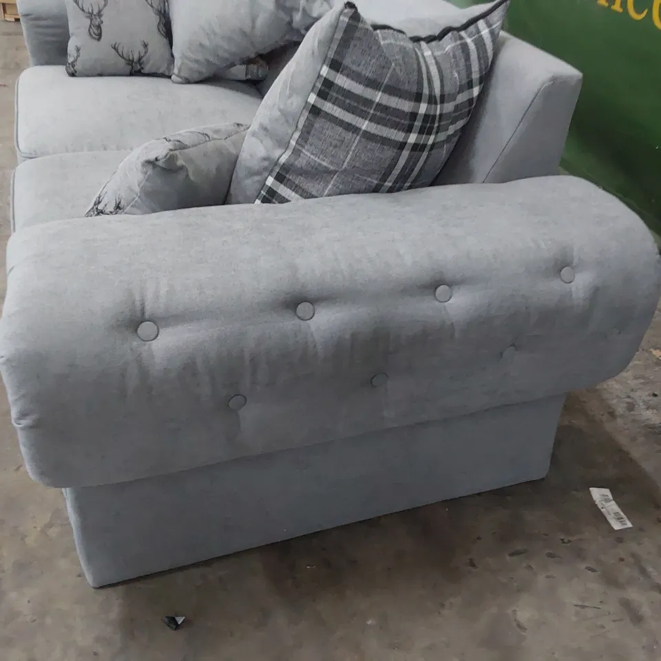 DESIGNER 2.5 SEATER SCROLL ARM SOFA GREY FABRIC WITH SCATTER CUSHIONS 
