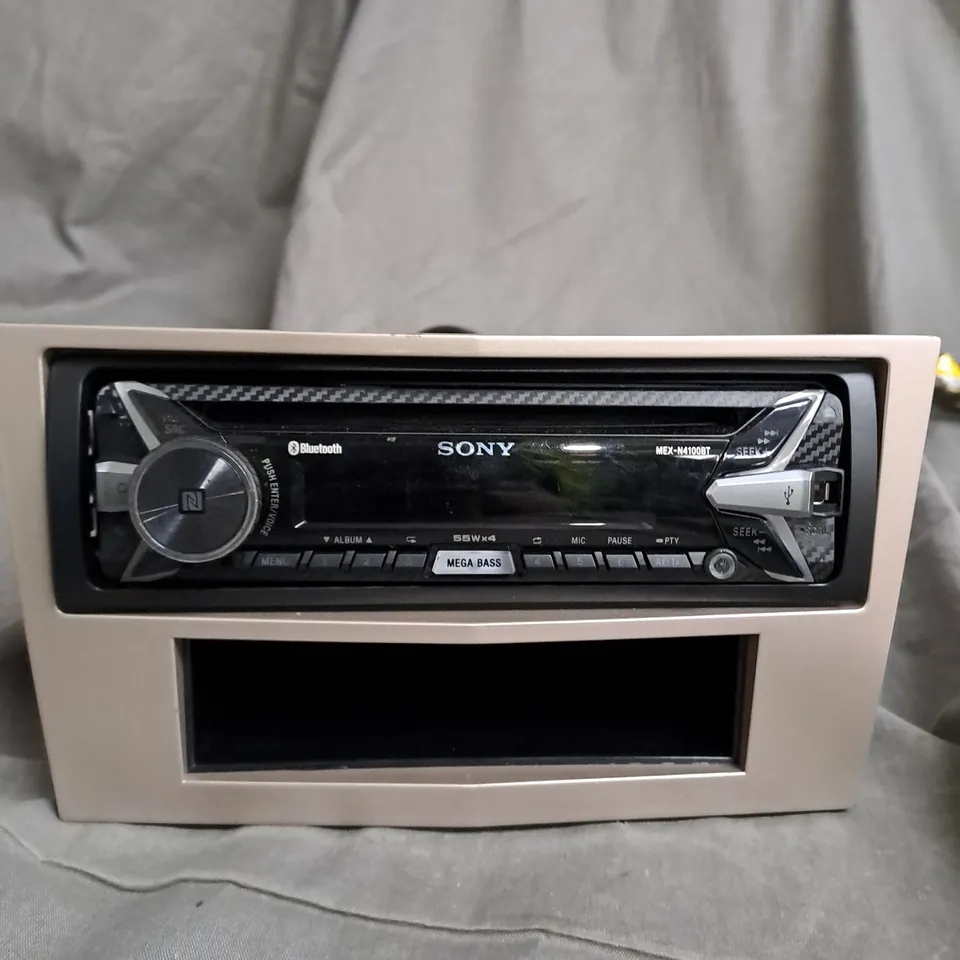 SONY CAR STEREO CD PLAYER 