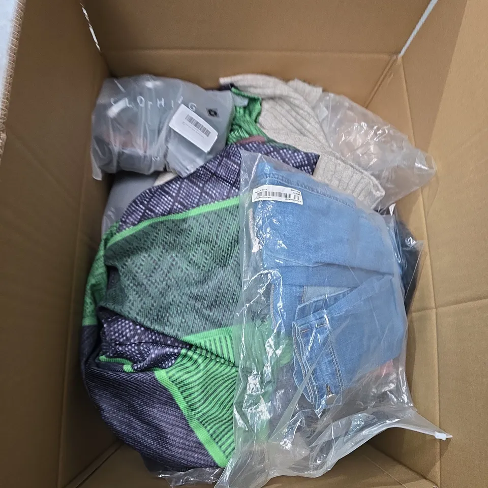 LARGE BOX OF APPROXIMATELY 20 ASSORTED CLOTHING ITEMS IN VARIOUS SIZES, STYLES AND COLOUR 