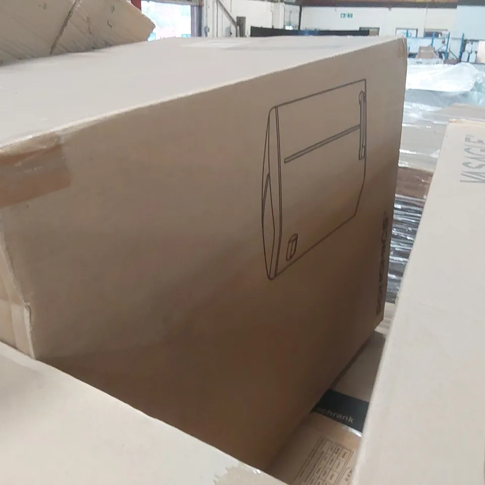PALLET OF ASSORTED ITEMS INCLUDING SONGMICS KITCHEN BINS AND OTHER ASSORTED ITEMS