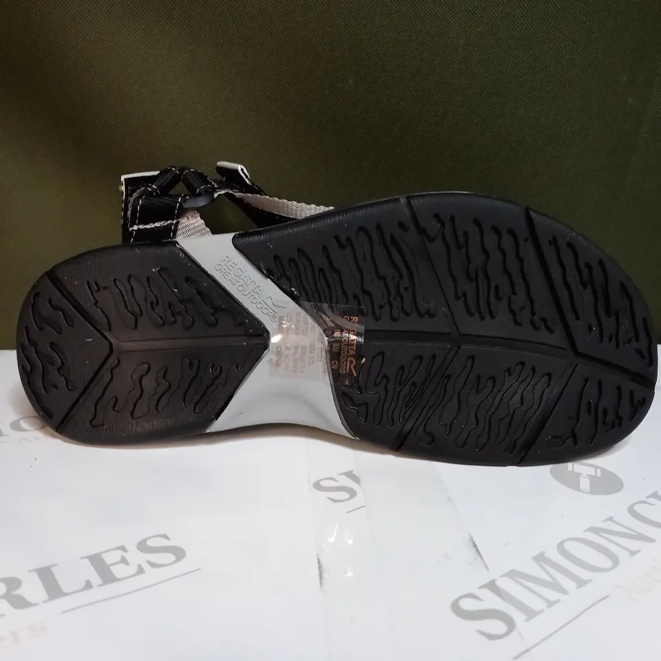 REGATTA LADY SANTA SOL SANDALS SIZE 5