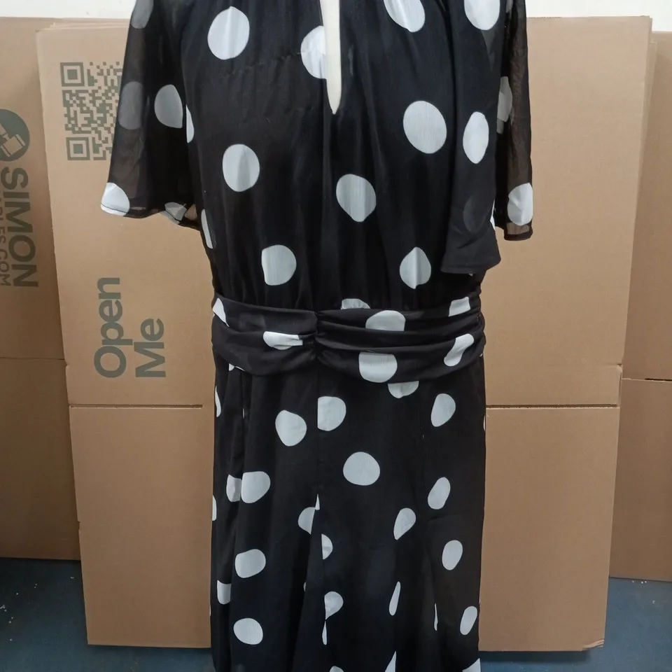 WOMEN'S BLACK & WHITE POLKA DOT CORSAGE MAXI DRESS - UK SIZE 14