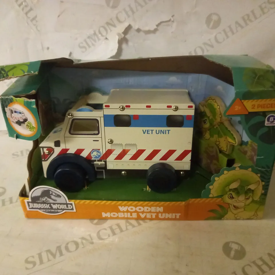 JURASSIC WORLD VEHICLE MOBILE VET RRP £12