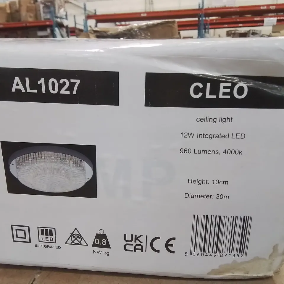 BOXED LORNE LED FLUSH MOUNT 