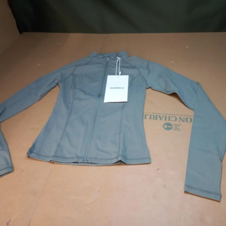 ADANOLA LONG SLEEVE ZIP UP TOP SIZE S