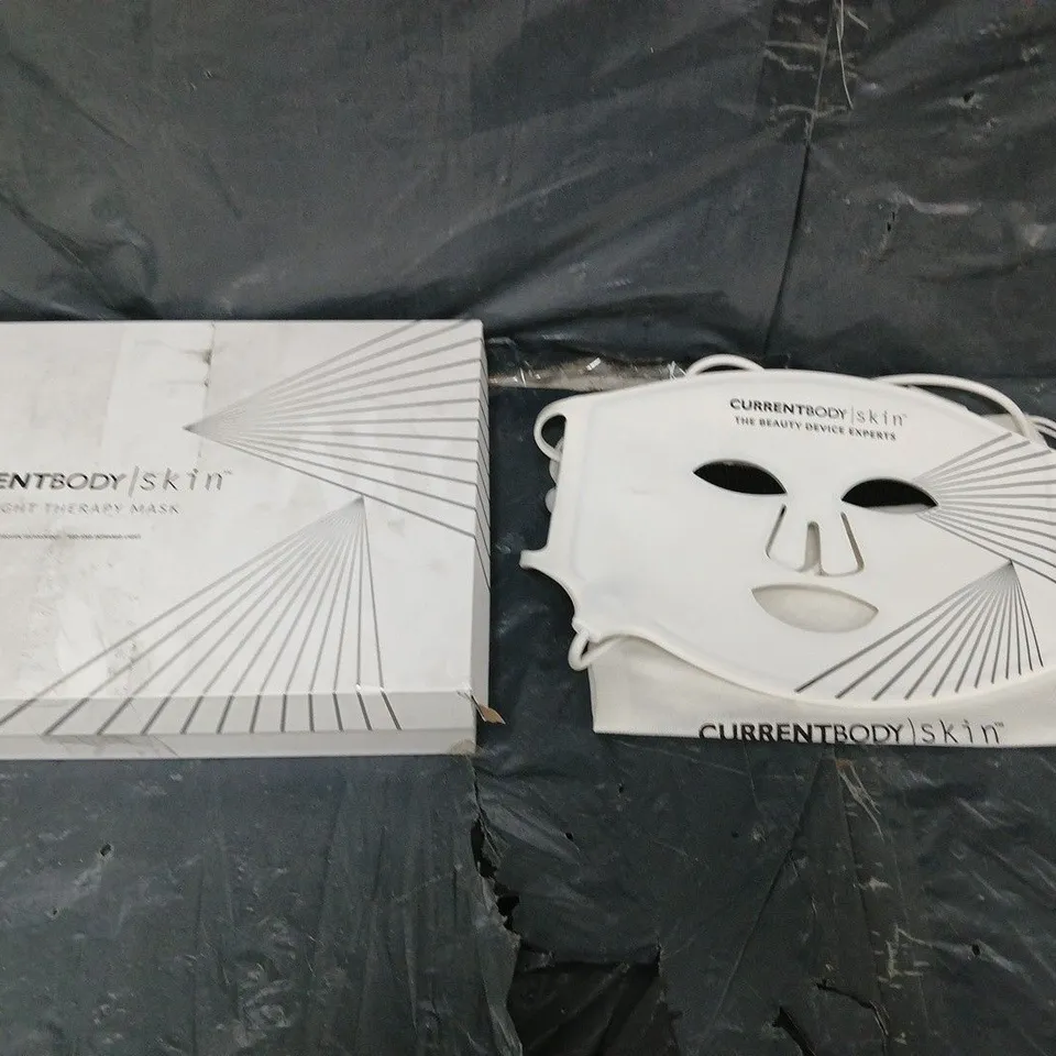 CURRENT BODY SKIN LED LIGHT THERAPY MASK 